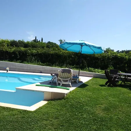 Daire Tasso Canossa - Con Piscina