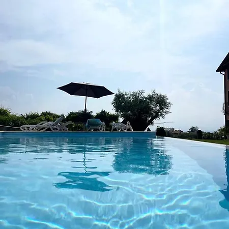 Tasso Canossa - Con Piscina Daire